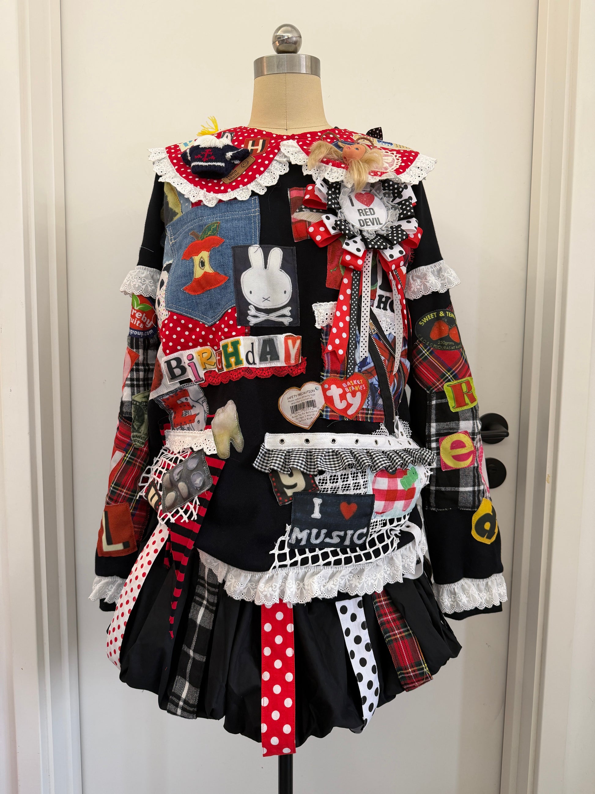 RedDevil - Patchwork Doll Collar Sweatshirt sweatshirt Red Devil
