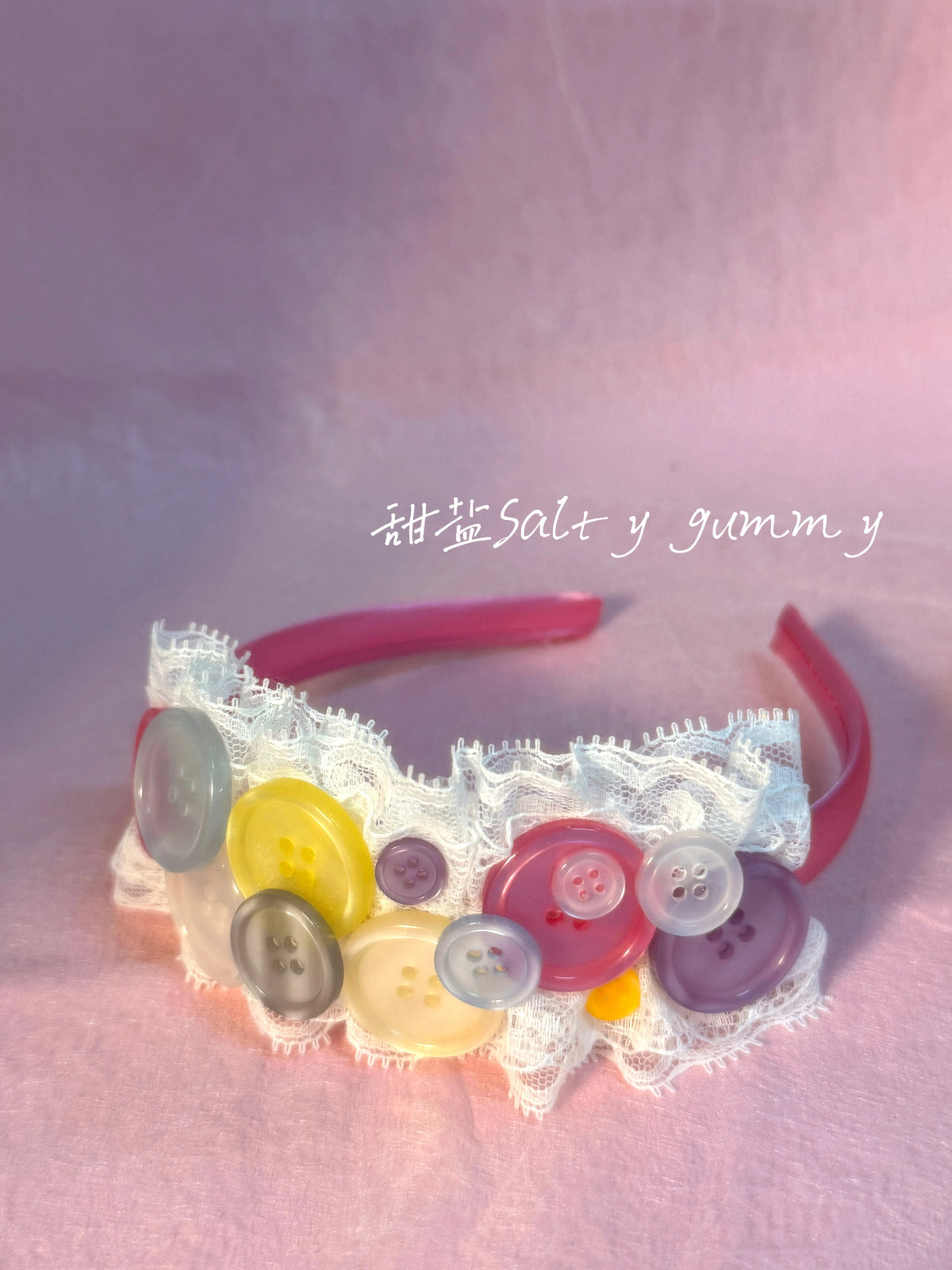 Salty Gummy - Vintage Button Lace Headband headband Salty Gummy
