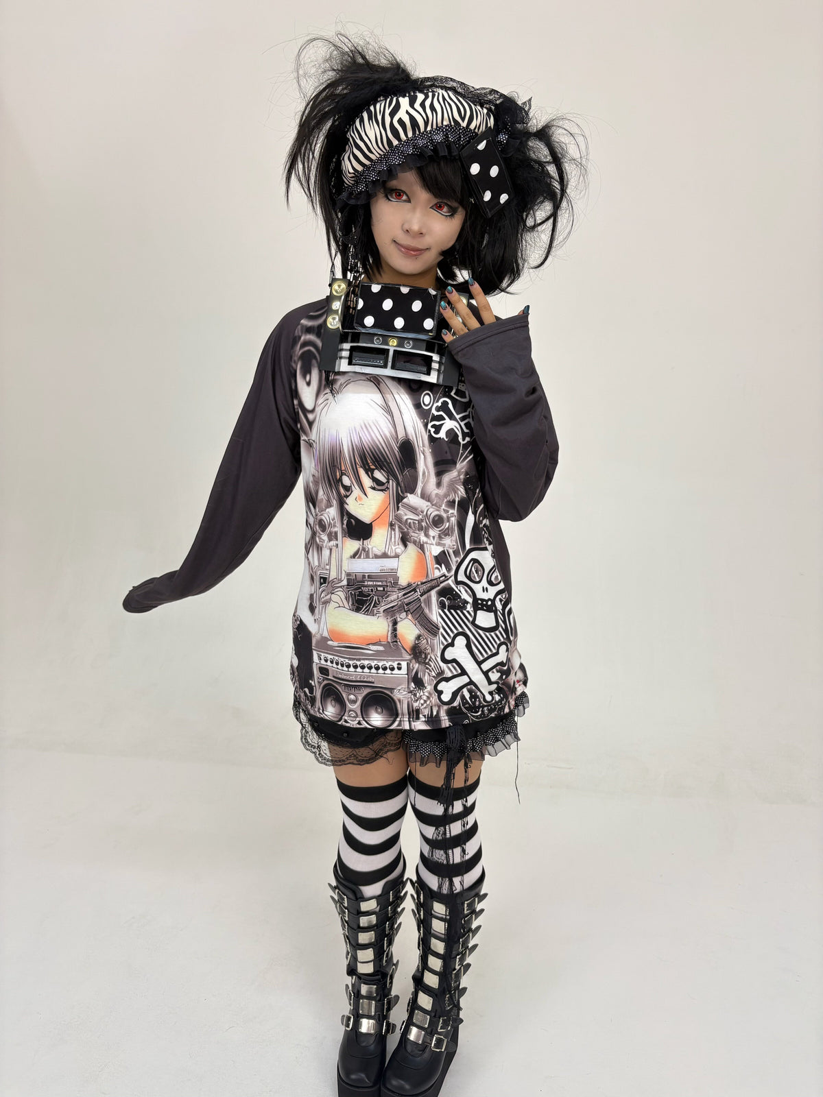 ki00bi00 - Gothic Skull Graphic Long Sleeve Tee shirt ki00bi00