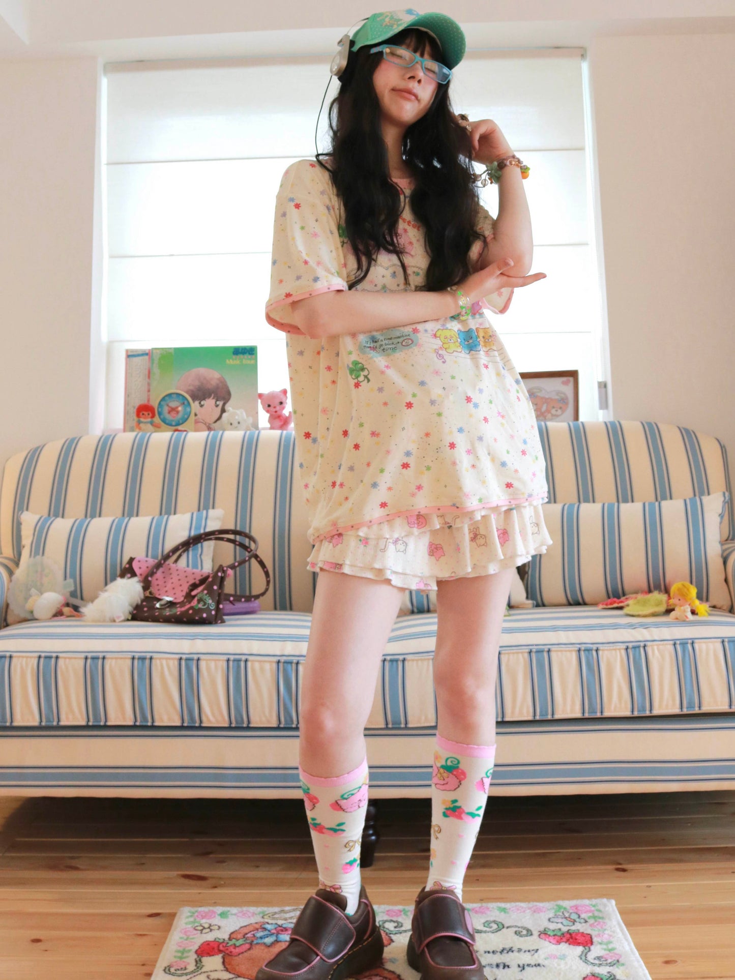 KaiXin Hostel - Floral Print Loose T-Shirt tee KaiXin hostel