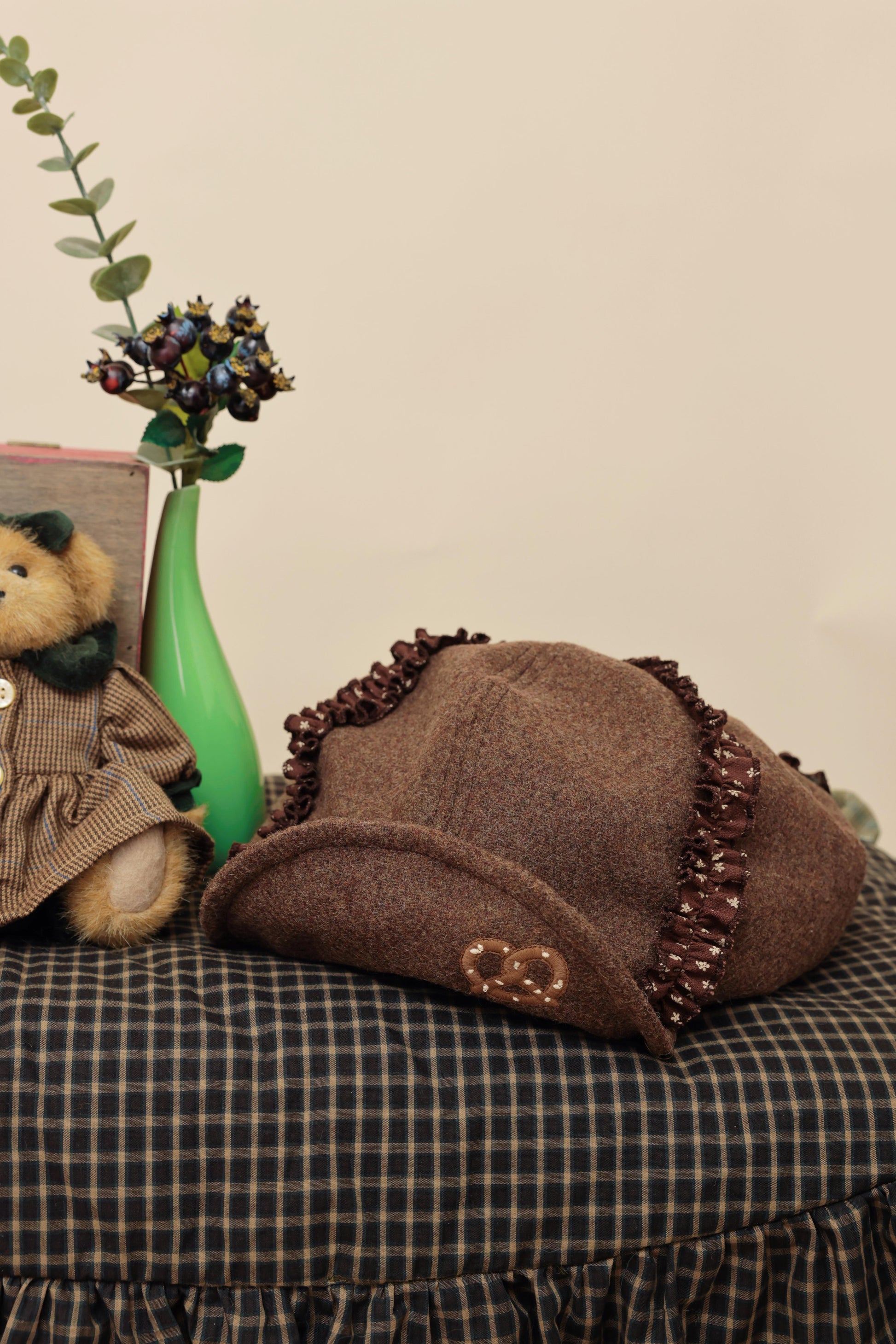 SemenCoicis - Kawaii Vintage Lace Embroidered Wool Beret hat SemenCoicis