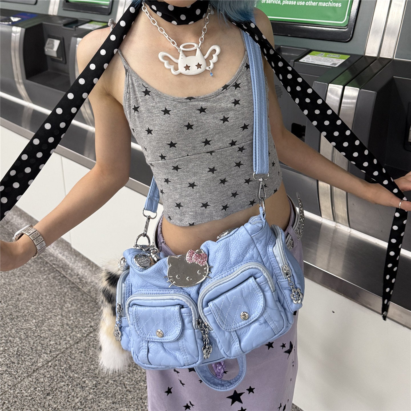 KT Multi-Pocket Shoulder Bag bag Hottie