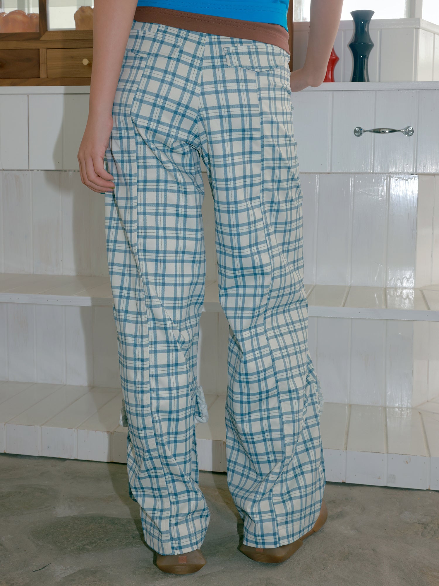 tntntutu Wide-Leg Straight Trousers | Harajuku Plaid Lace Pocket Cargo Pants pants tntntutu