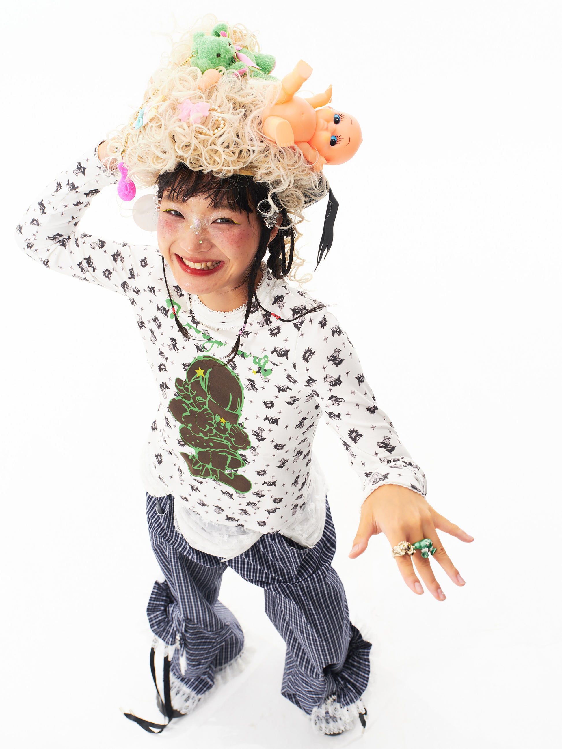 sillysis - White Floral Knit Top shirt sillysis