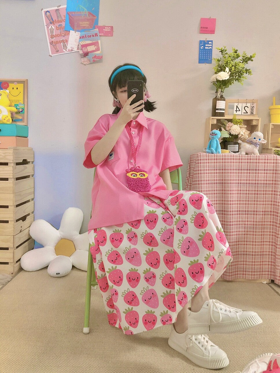 KURIOSITAET – Strawberry Print Pink Skirt skirt KURIOSITAET