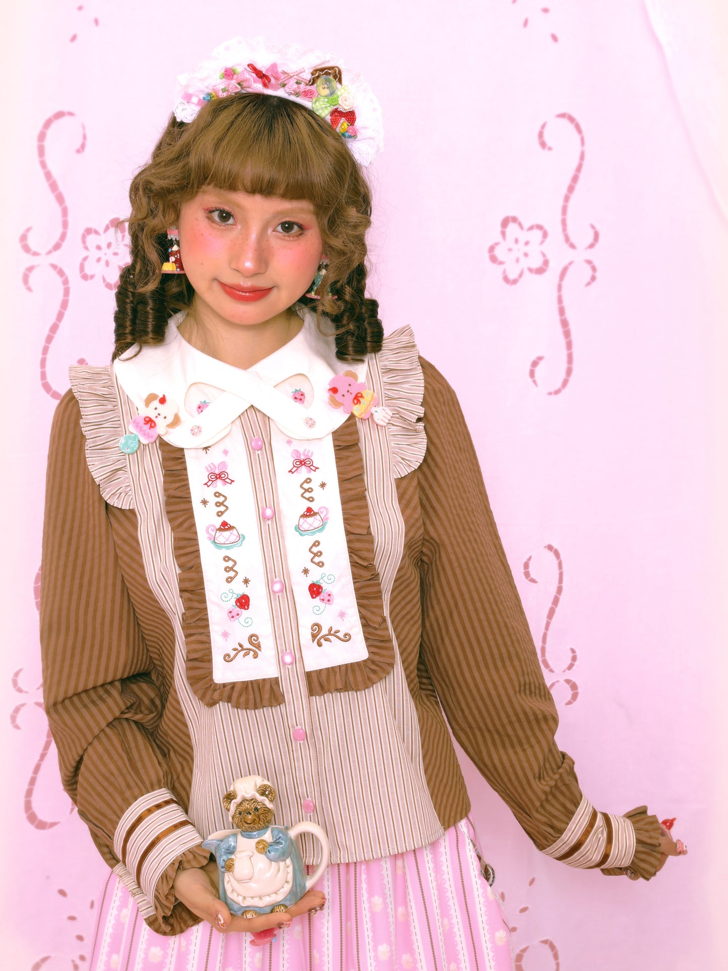 Lutra Jump - Kawaii Vintage Brown Stripe Blouse blouse Lutra Jump