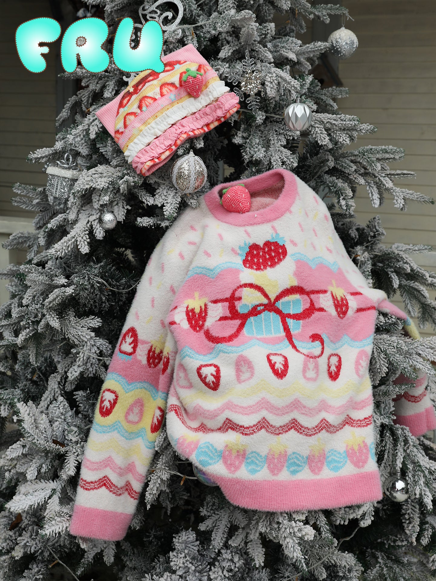 frufru - Kawaii Strawberry Cake Knit Sweater sweater frufru S