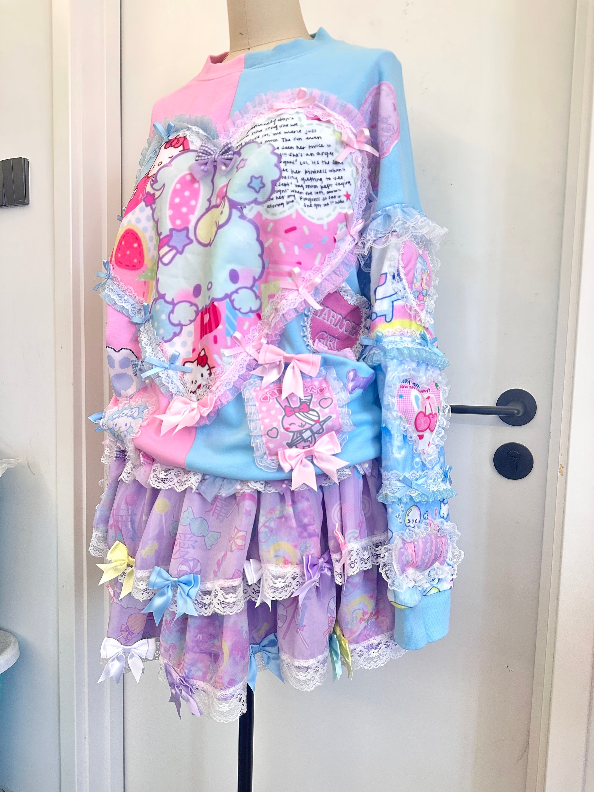 RedDevil - Decora Kei Pink Blue Heart Sweatshirt sweatshirt Red Devil