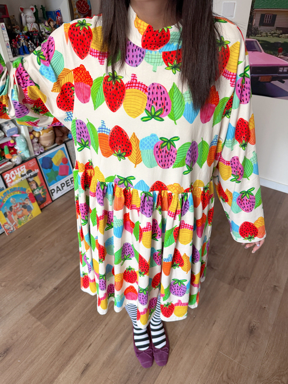 bunnybunnygun - Strawberry Print Relaxed Long-Sleeve Dress dress bunnybunnygun