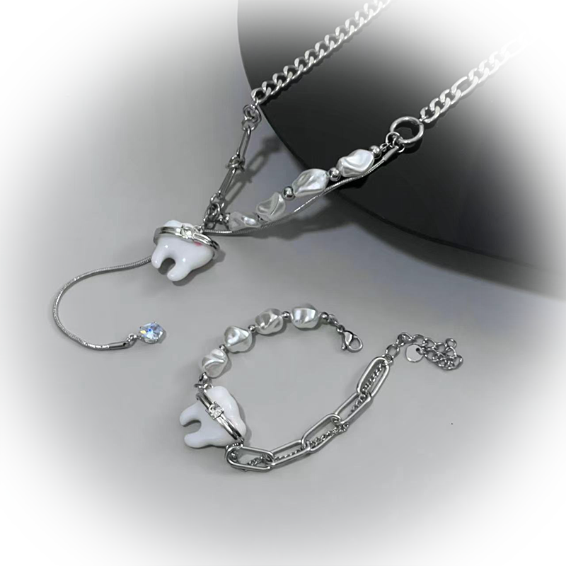 Kiwi Store - Y2K Fun Tooth Pearl Bracelet Necklace necklace kiwi store