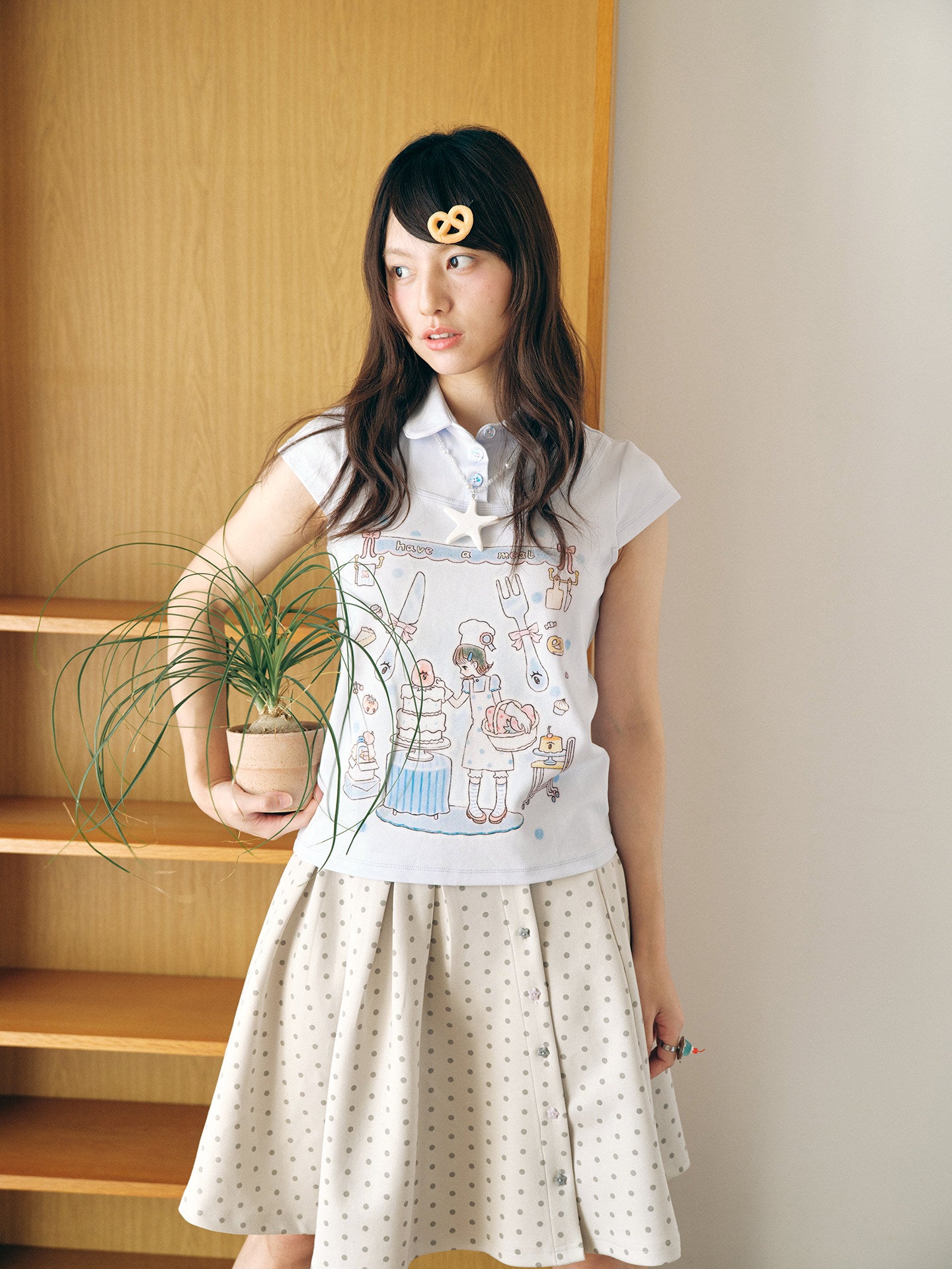 Have A Meal - Peter Pan Collar Cotton Tee