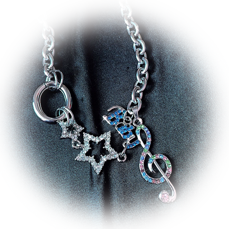 Kiwi Store - Y2K Rhinestone Star Note Necklace necklace kiwi store