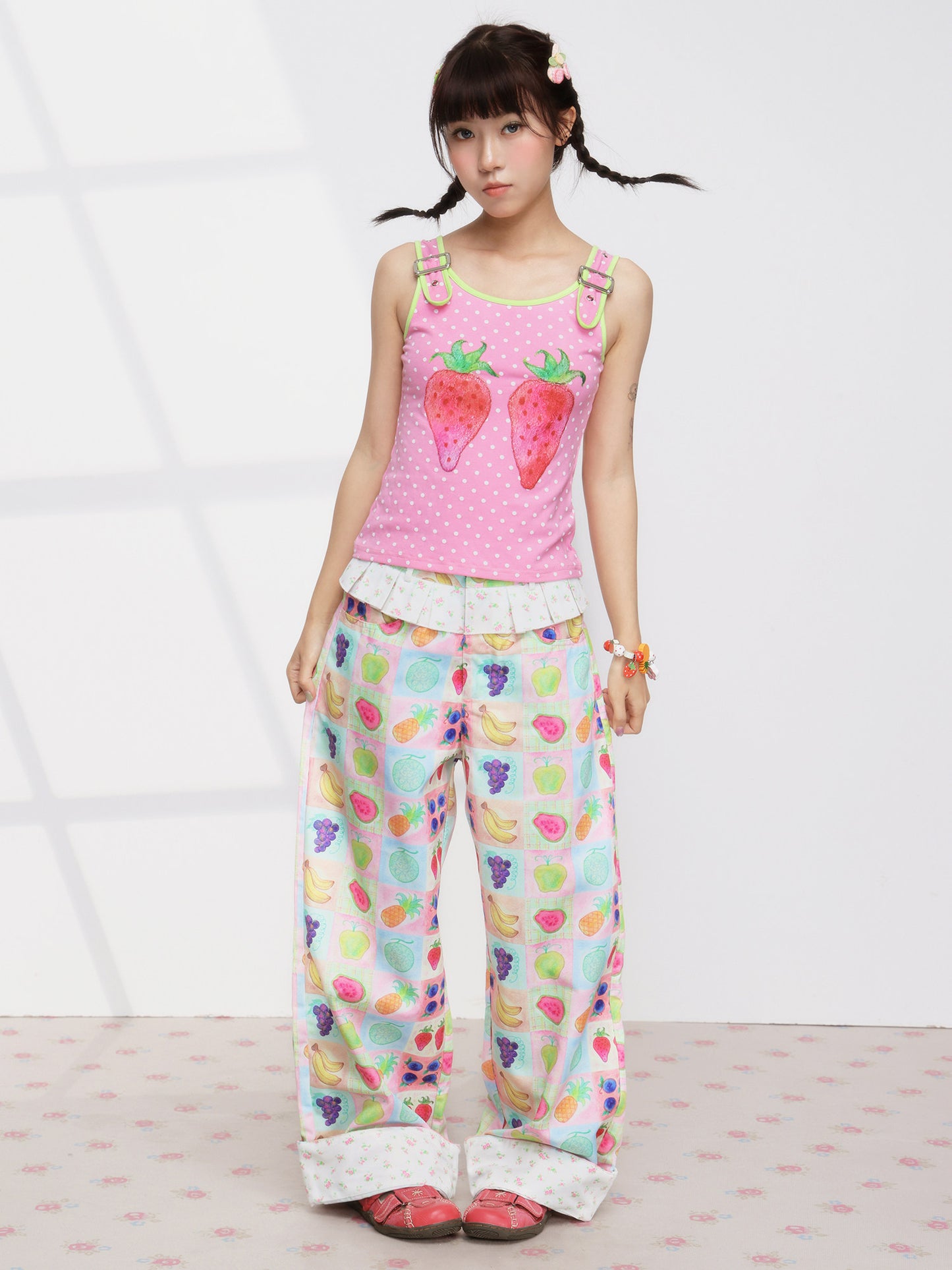 FRUITS - Floral Pleated Trousers pants Fruits