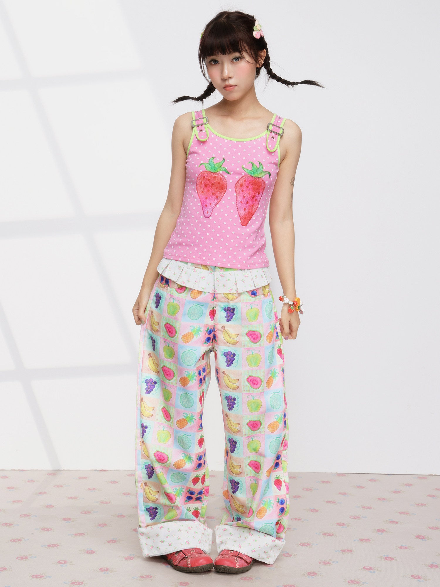 FRUITS - Floral Pleated Trousers pants Fruits