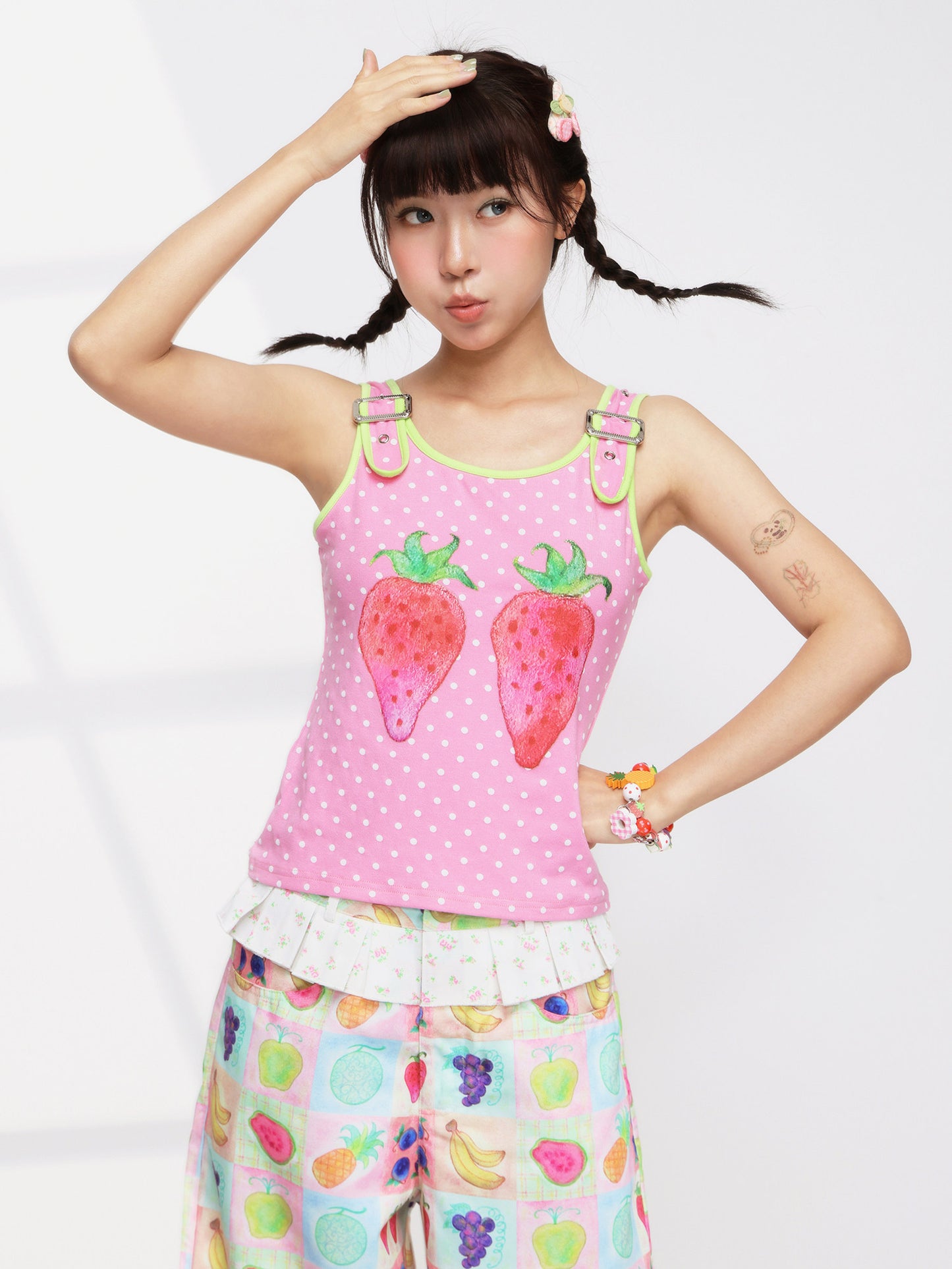FRUITS - Strawberry Dot Strap Vest camisole Fruits