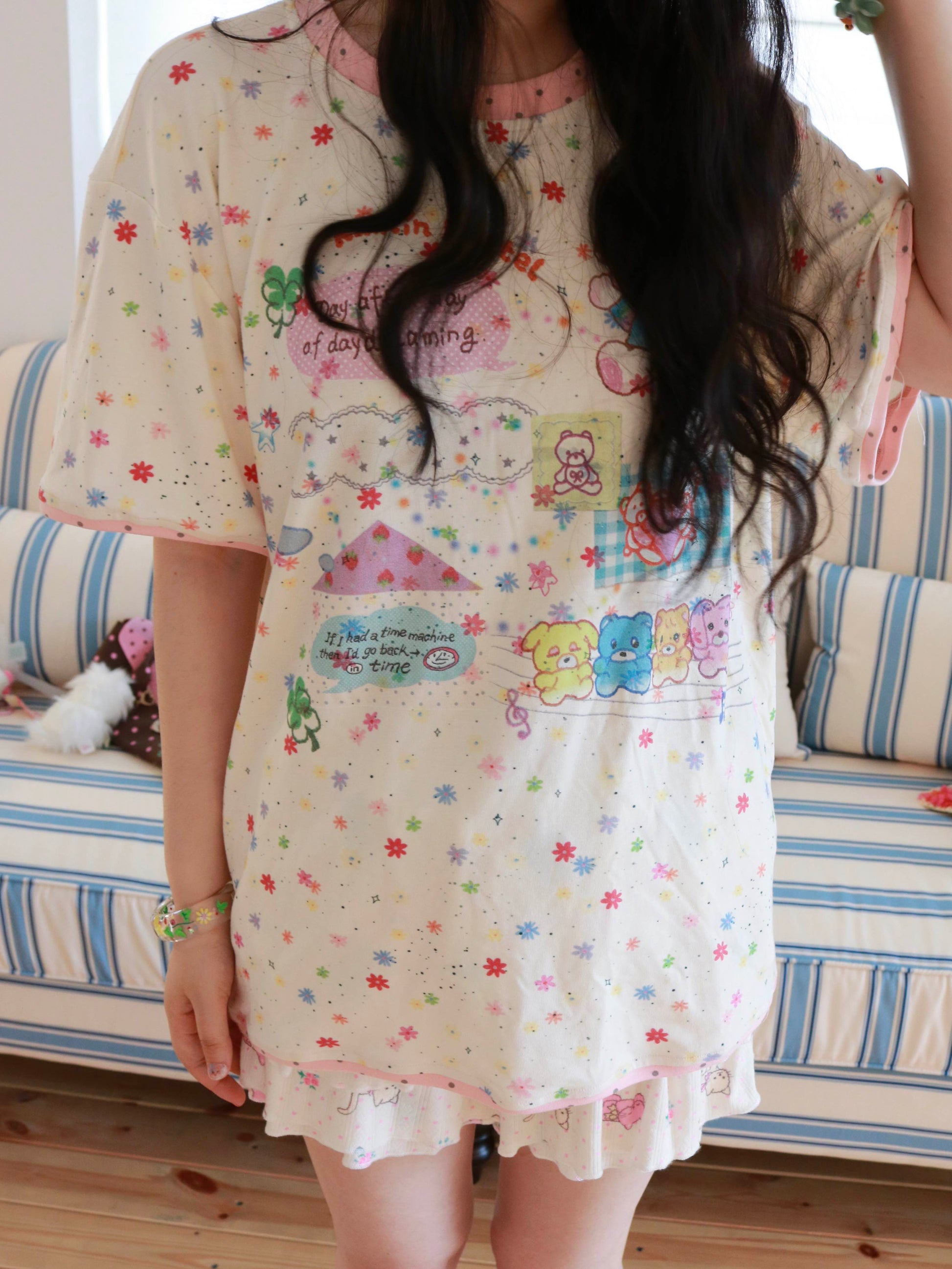 KaiXin Hostel - Floral Print Loose T-Shirt tee KaiXin hostel