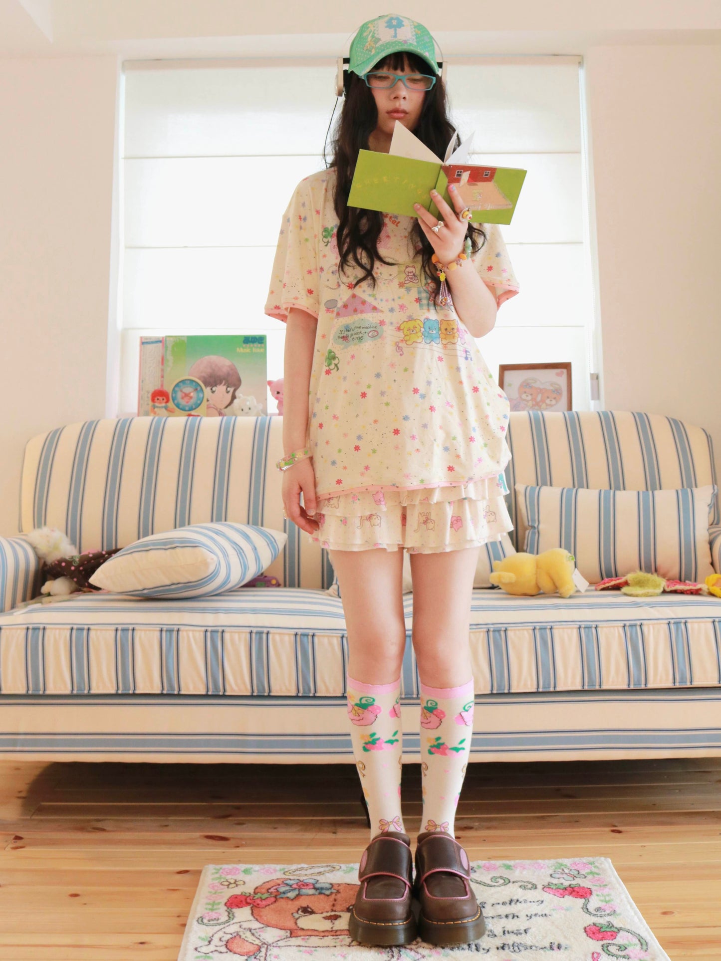KaiXin Hostel - Floral Print Loose T-Shirt tee KaiXin hostel