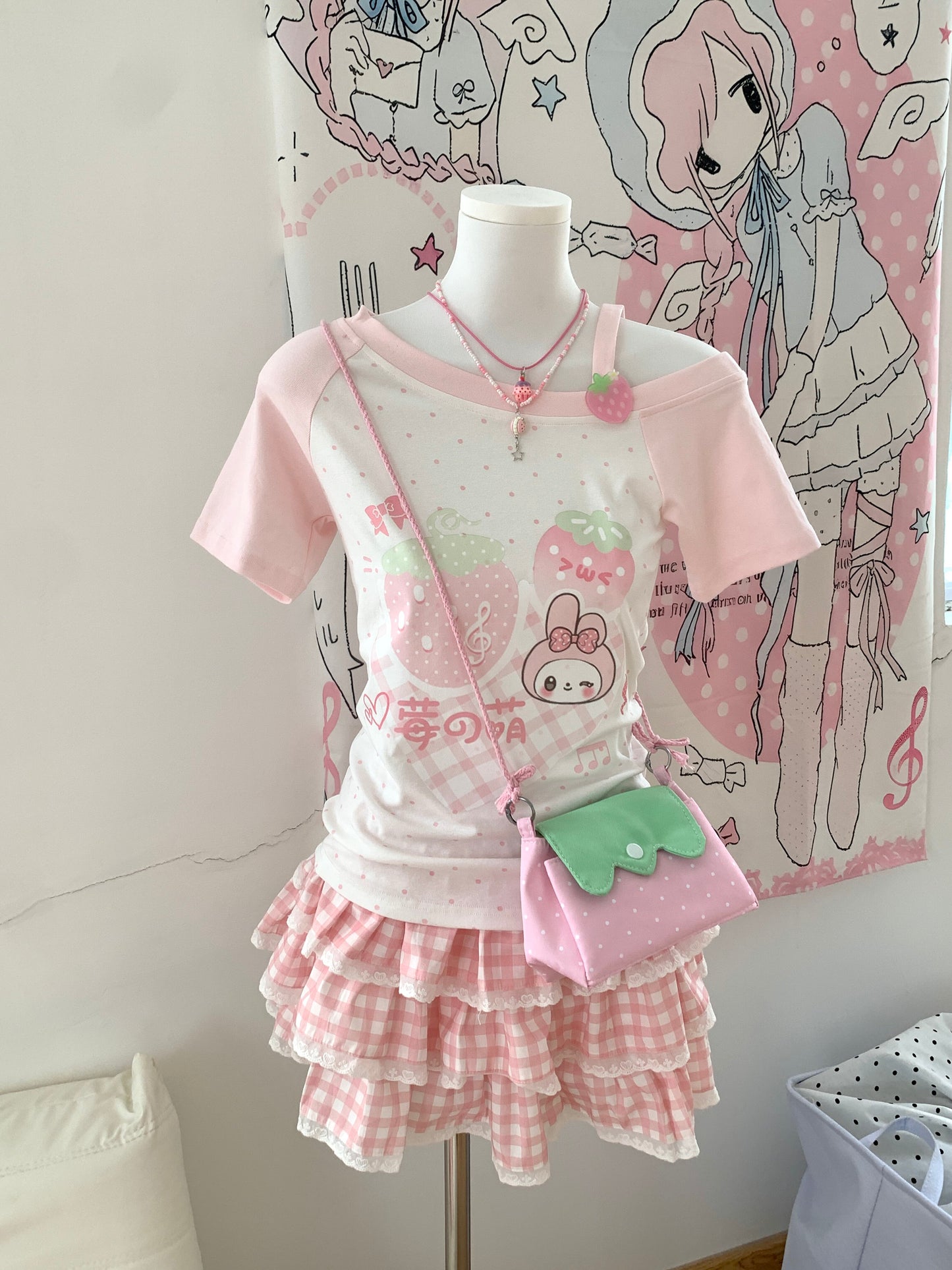Blurred Bear - Strawberry Kawaii Tee & Cake Skirt Set set Blurred Bear