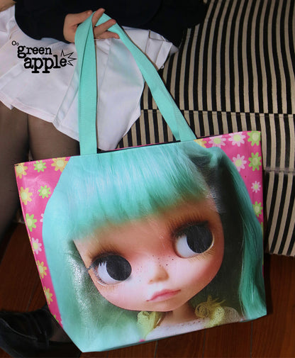 Oogreenapple - Y2K Doll Print Tote Bag bag Oogreenapple