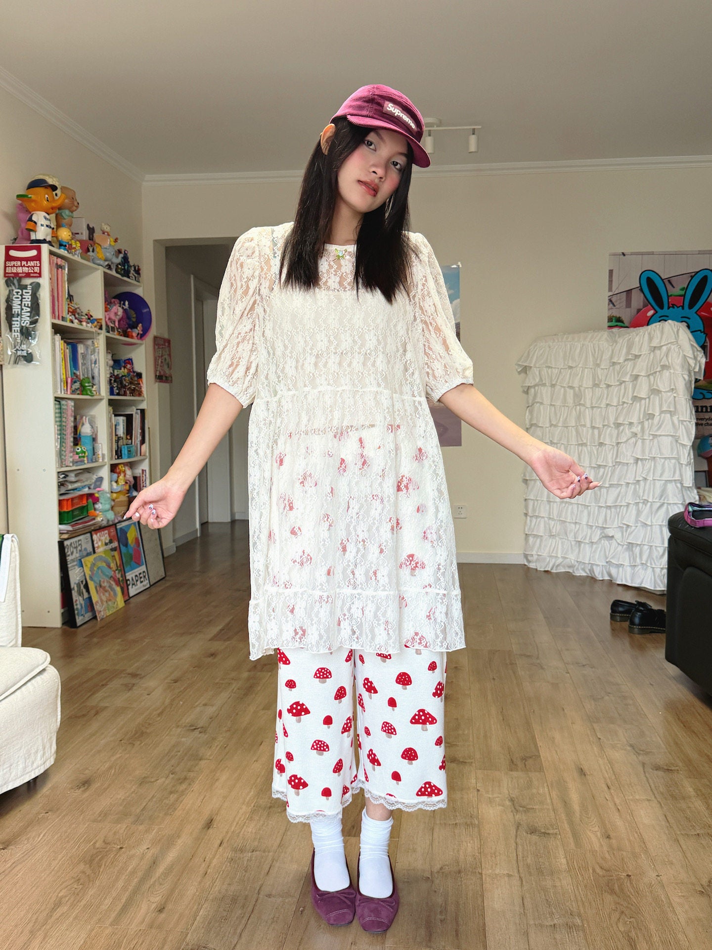 bunnybunnygun - White Mushroom Lace Capri Pants shorts bunnybunnygun