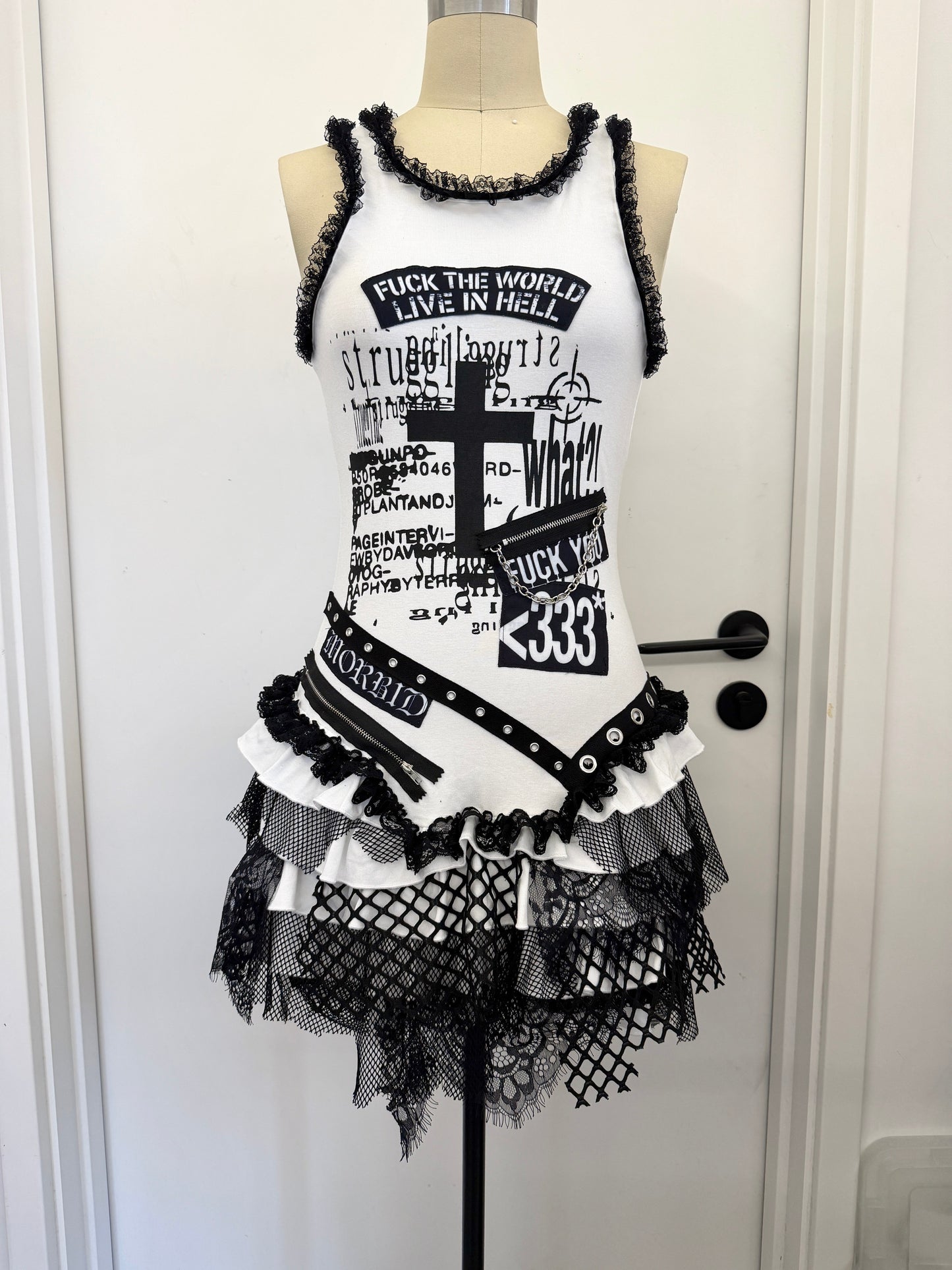 RedDevil朋克蕾丝不规则拼接背心连衣裙女亚文化视觉系背心裙 dress Red Devil