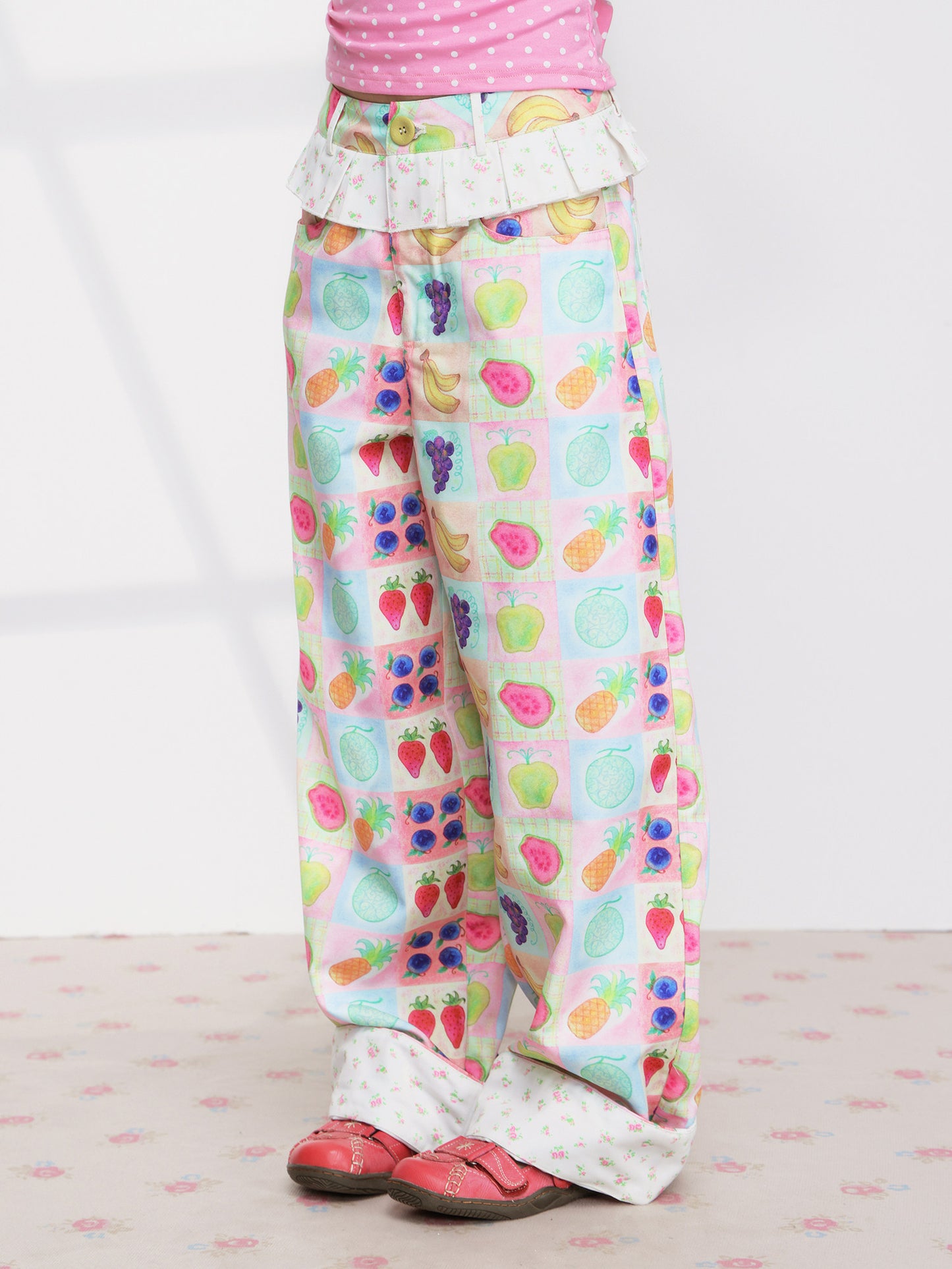FRUITS - Floral Pleated Trousers pants Fruits