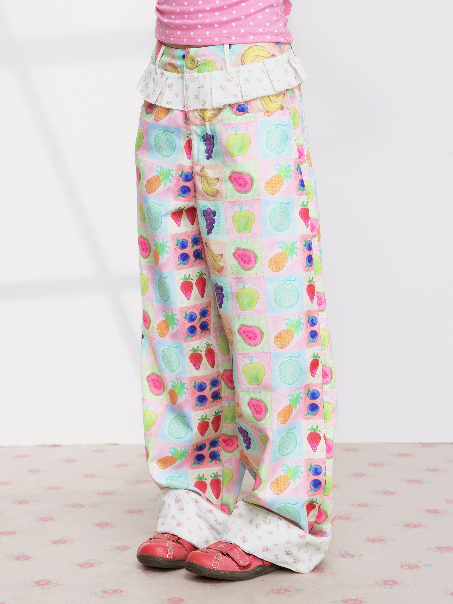 FRUITS - Floral Pleated Trousers pants Fruits