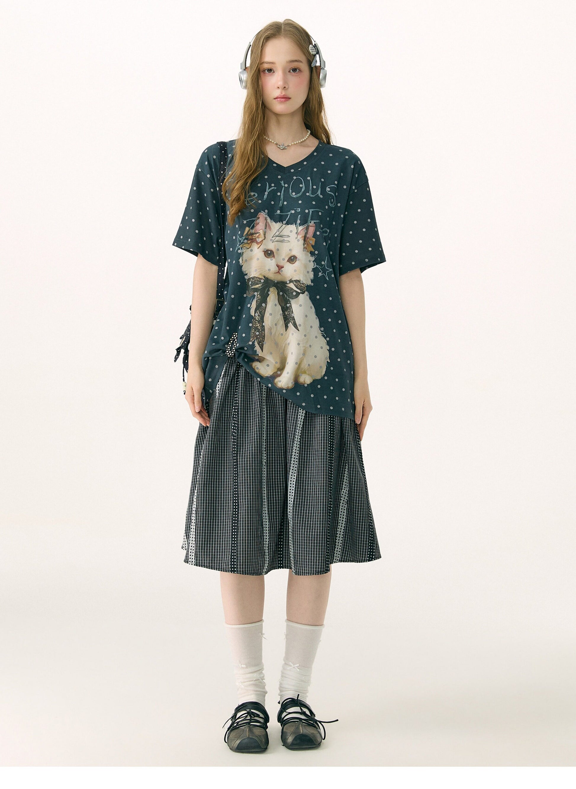 ziziFei - California Dream Cat Print V-Neck Tee tshirt ziziFei