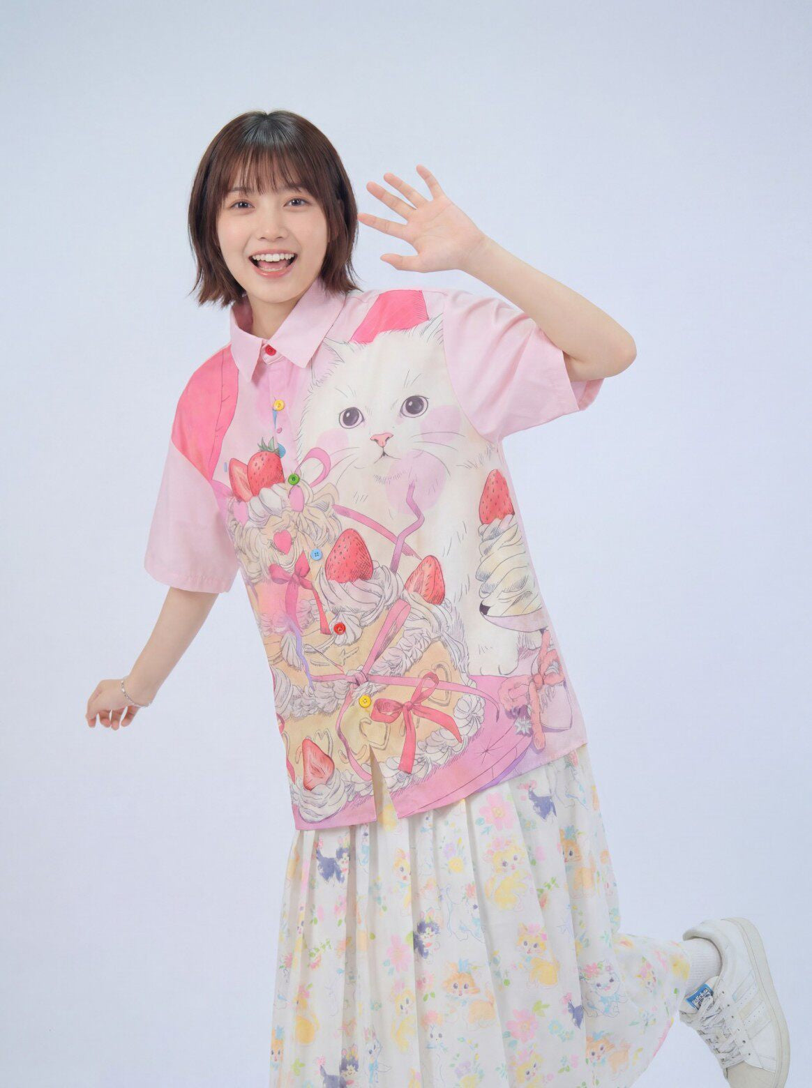 MeowMeow Bug - Vintage Print Vacation Shirt shirt MeowMeow Bug