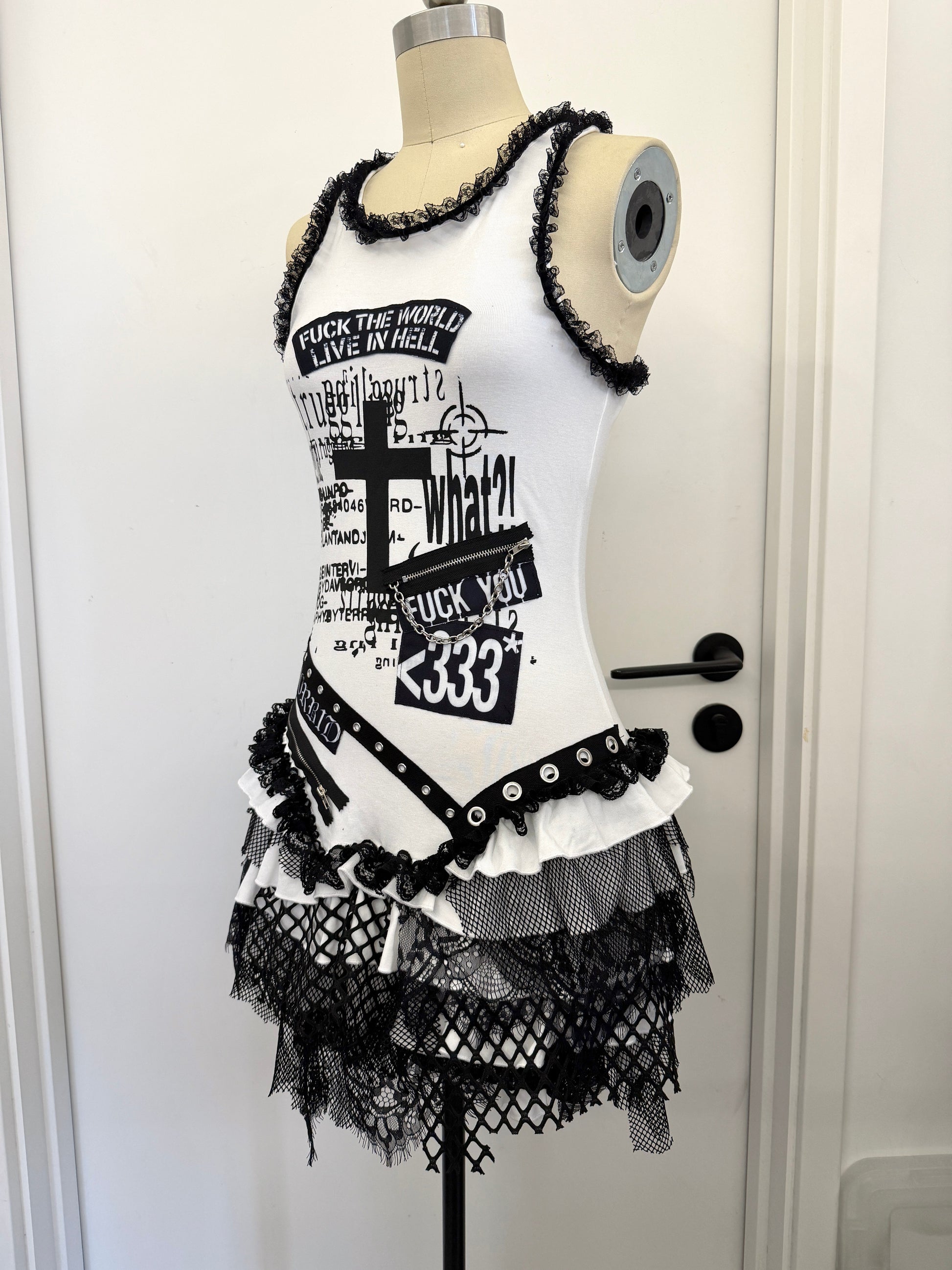 RedDevil朋克蕾丝不规则拼接背心连衣裙女亚文化视觉系背心裙 dress Red Devil
