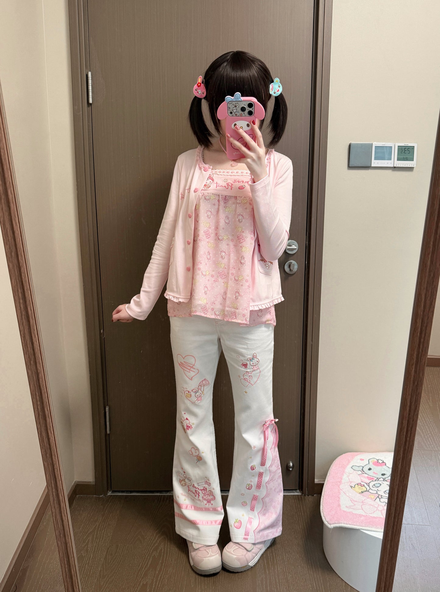 Bunny Planet - White Jojifuku Bunny Embroidered Jeans pants bunnyplanet