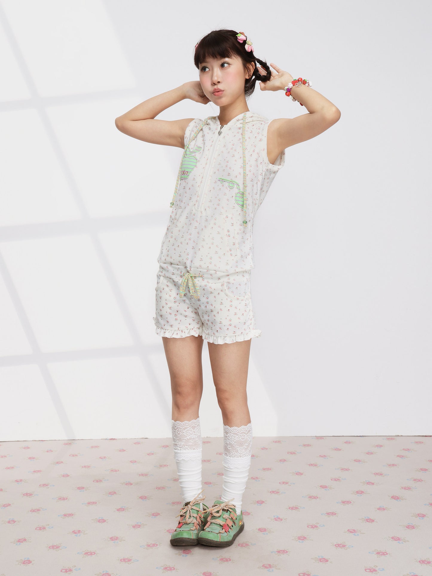 FRUITS - Apple Patch Floral Romper overall Fruits