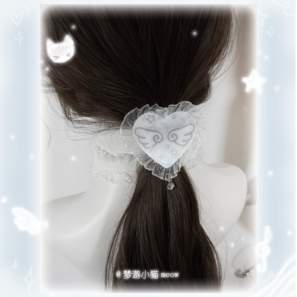 Sleepwalking Cat - Kawaii Moving Wing Heart Hair Clip