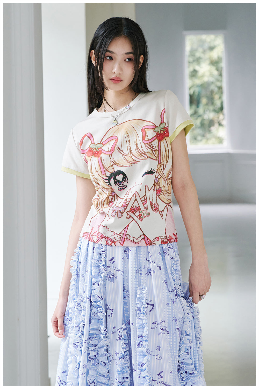 tntntutu Beige T-shirt | Cute Girl Print Tee | Short Sleeve Vintage T-shirt tshirt tntntutu