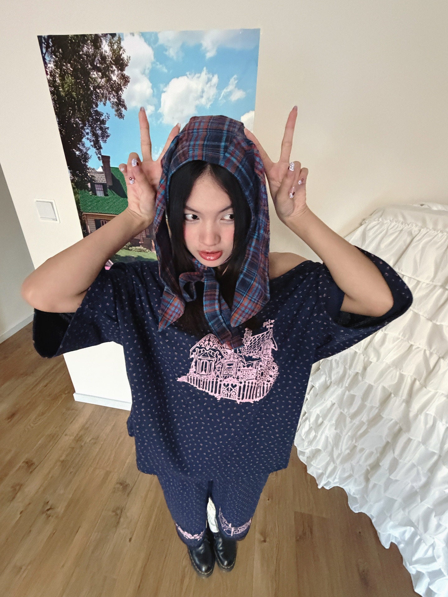 Bunnybunnygun - Floral Waffle Off Shoulder Top sweatshirt Land Decora