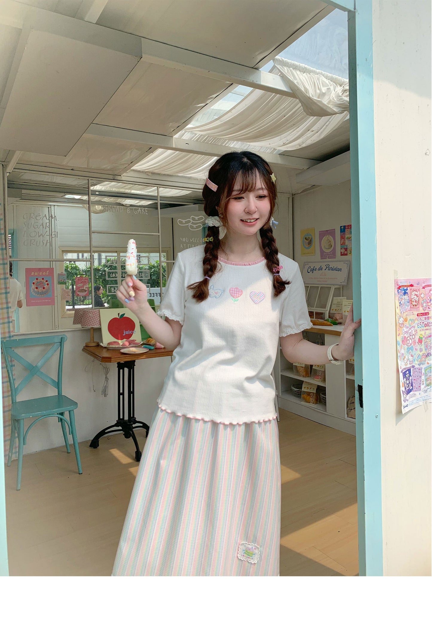 Peach Party - White Embroidered Kawaii T-Shirt