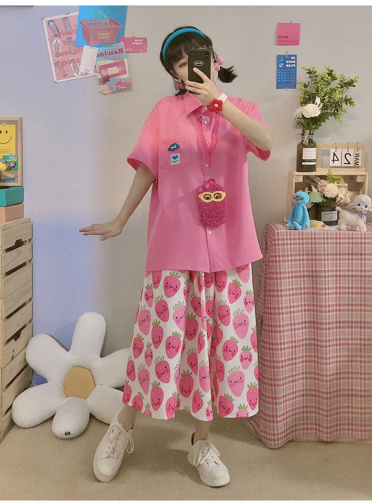 KURIOSITAET – Strawberry Print Pink Skirt skirt KURIOSITAET