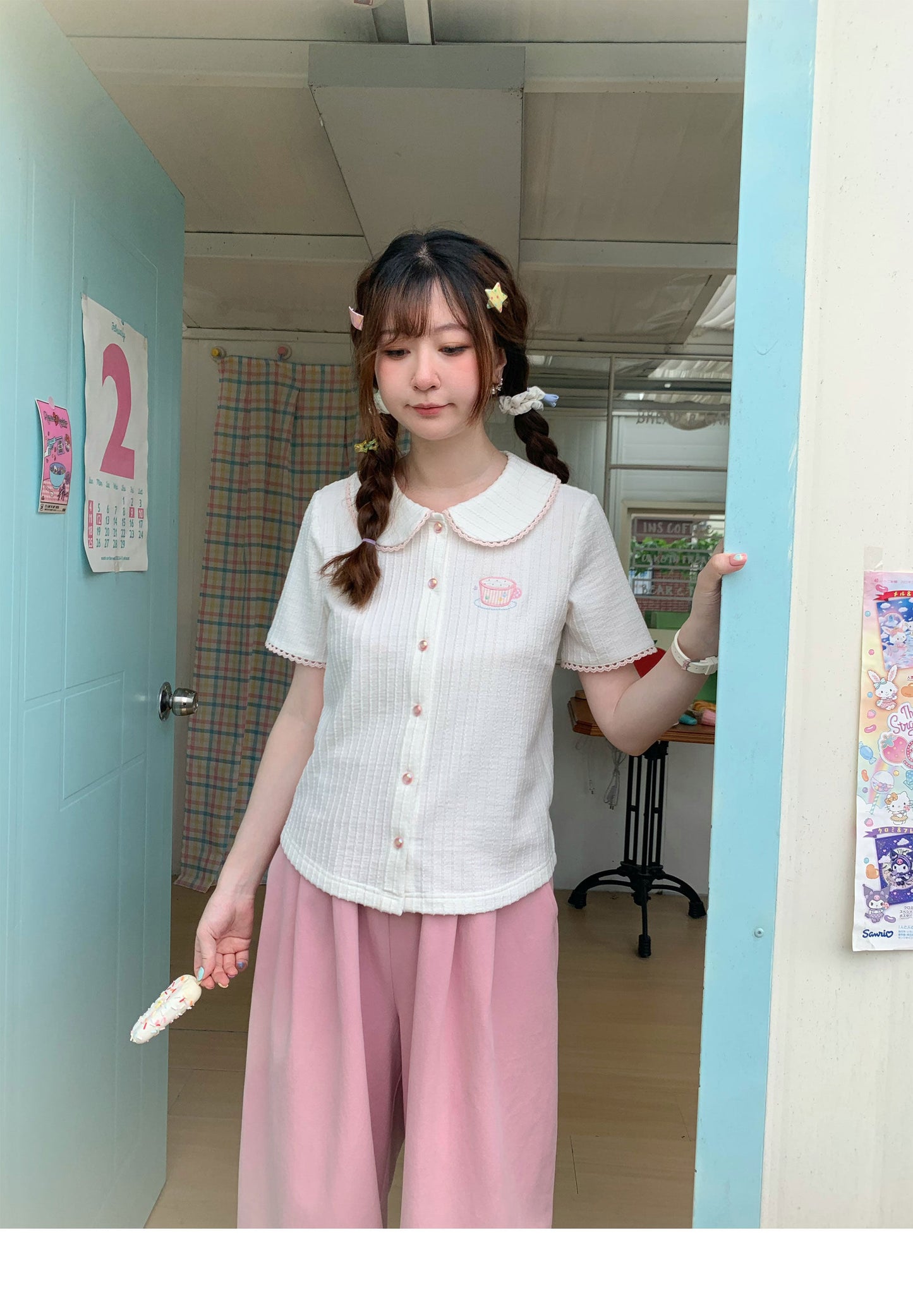 Peach Party - White Embroidered Knit Polo Cardigan