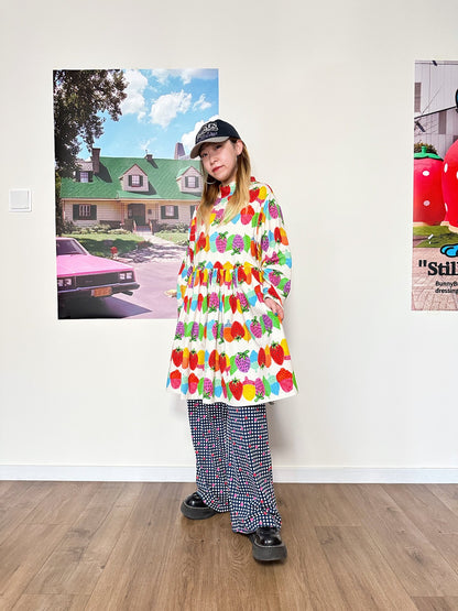 bunnybunnygun - Strawberry Print Relaxed Long-Sleeve Dress dress bunnybunnygun