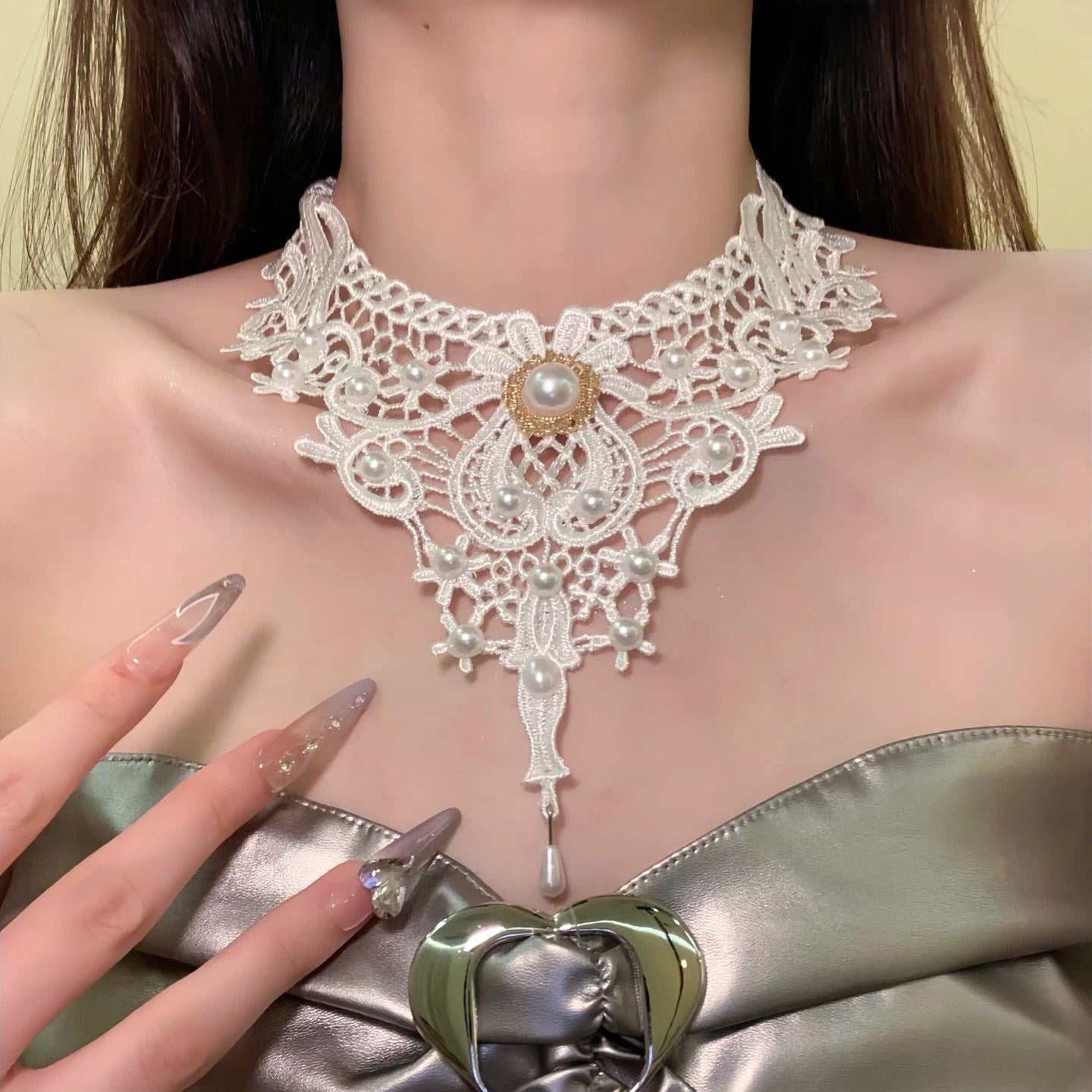 Kiwi Store - Y2K Maximalist Lace Embossed Statement Necklace necklace kiwi store White