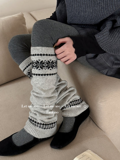 LET ME SEE - Fair Isle Snowflake Leg Warmers leg warmmers let me see Light Grey