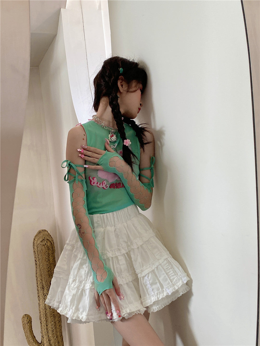 LET ME SEE Cross Strap Arm Sleeves | Multicolor Hollow-Out Sleeves sleeves Land Decora Green