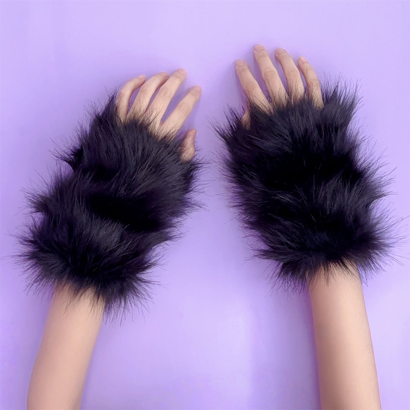 No Brand - Plush Fingerless Arm Warmers sleeves Captain Peach Black