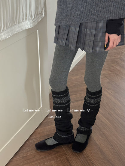 LET ME SEE - Fair Isle Snowflake Leg Warmers leg warmmers let me see Black