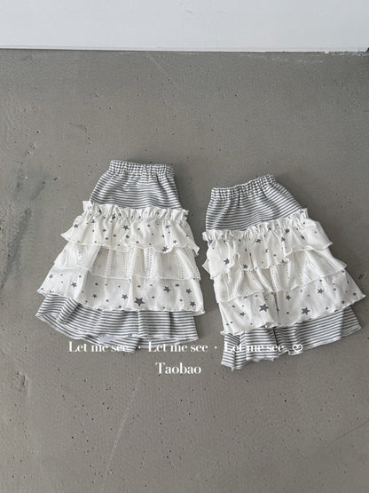 LET ME SEE - Star Stripe Pleated Leg Warmers leg warmmers let me see Leg Warmers - 1 Pair