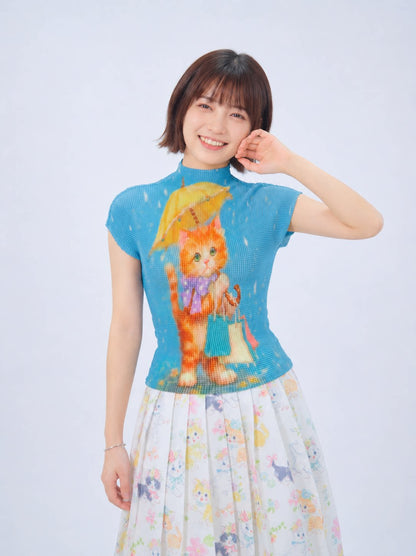 MeowMeow Bug - Cat Print Pleated Tee shirt MeowMeow Bug Cat with an umbrella