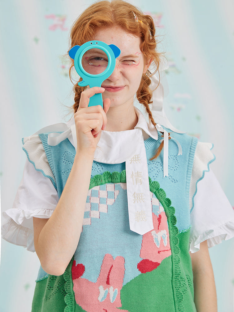 Harajuku-style HELPHELP summer floral jacquard turned-edge cute green knit vest, perfect for a fresh and playful look.