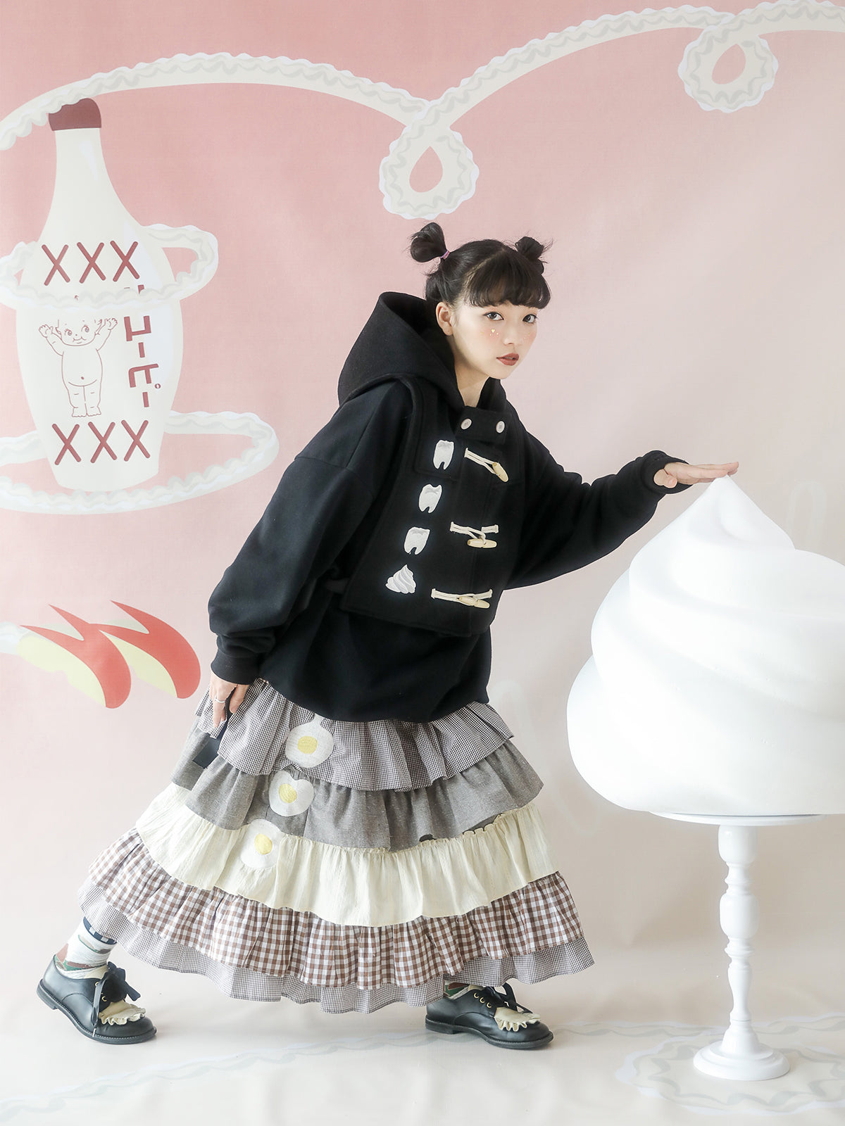 Harajuku-style Sweet Lolita skirt with an egg pouch accessory, a perfect blend of vintage and modern kawaii fashion.